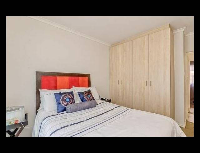 2 BEDROOM TOWNHOUSE RENTED IN WALMER HEIGHTS
